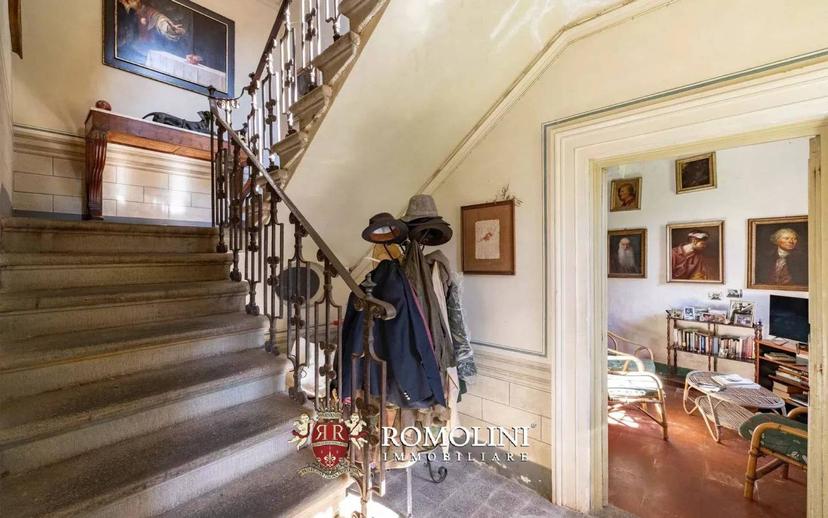 Villa unifamiliare, da ristrutturare, 839 m², Camaiore Paese, Camaiore — foto 19 di 60