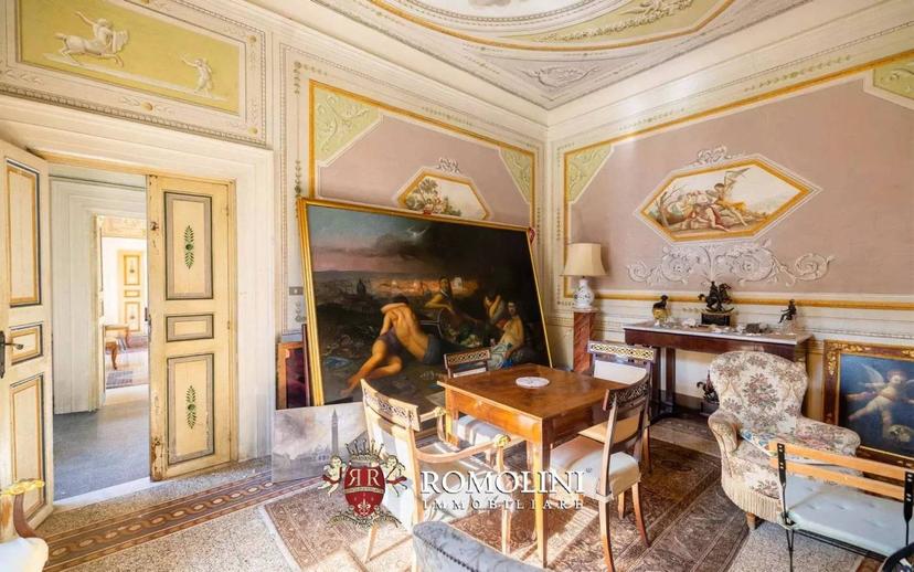 Villa unifamiliare, da ristrutturare, 839 m², Camaiore Paese, Camaiore — foto 15 di 60