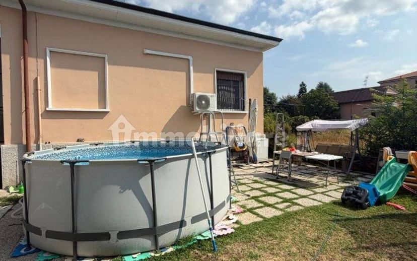 Villa unifamiliare via Caltanissetta, Madonna Regina, Busto Arsizio — foto 8 di 16