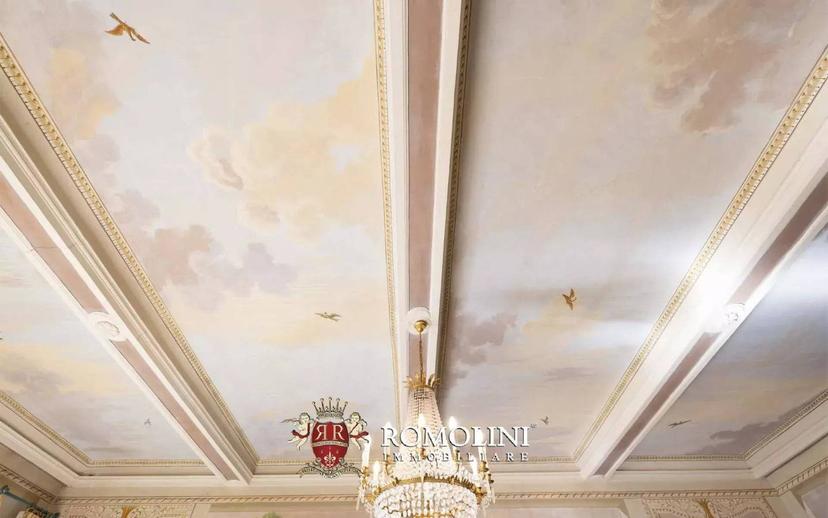 Villa unifamiliare, da ristrutturare, 839 m², Camaiore Paese, Camaiore — foto 11 di 60