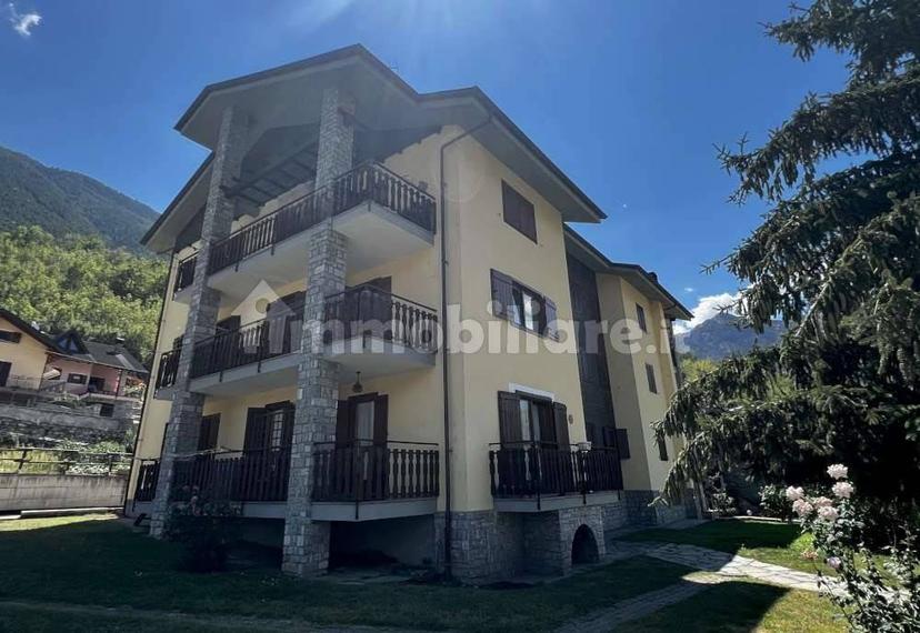 Quadrilocale ottimo stato, primo piano, Centro, Aymavilles — foto 16 di 20