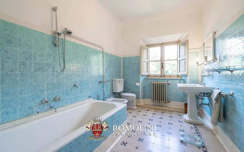 Villa unifamiliare, da ristrutturare, 839 m², Camaiore Paese, Camaiore — foto 28 di 60