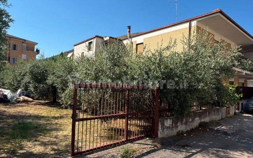 Appartamento via Arnale Rosso, Centro, Fondi — foto 16 di 20
