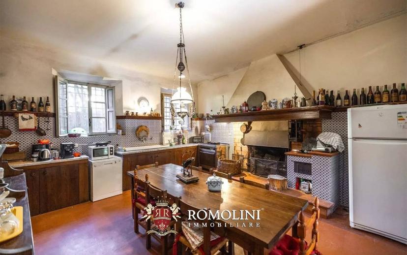 Villa unifamiliare, da ristrutturare, 839 m², Camaiore Paese, Camaiore — foto 46 di 60