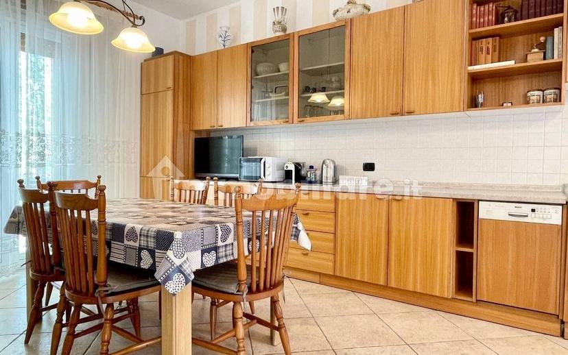 Quadrilocale viale Giulio Serafini 2, Viserbella, Rimini — foto 4 di 42