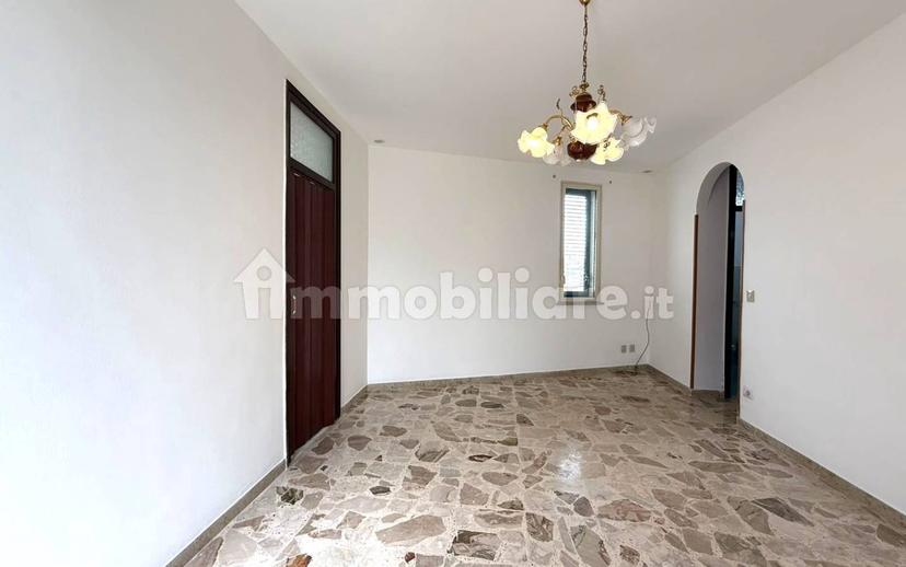 Trilocale via Belmonte Chiavelli 129B, Belmonte Chiavelli, Palermo