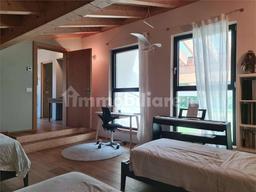 Villa unifamiliare via gatti, 26, Centro, Nonantola