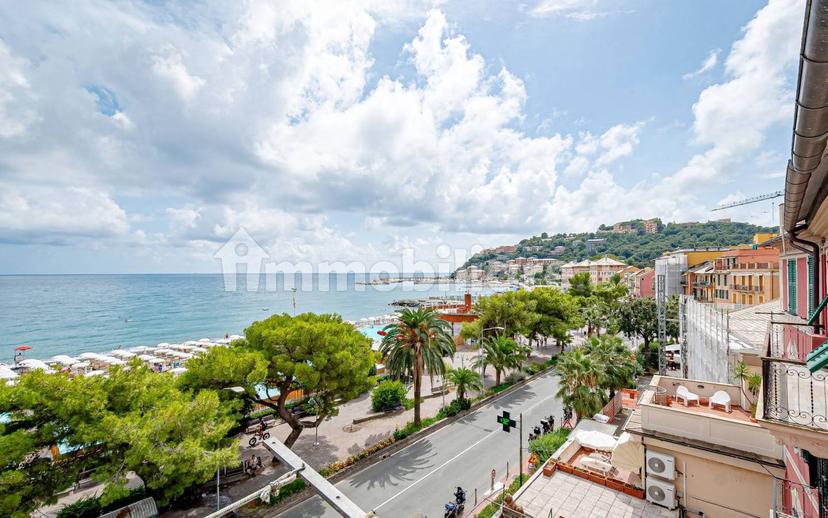 Appartamento corso Giacomo Matteotti 3, Centro, Arenzano — foto 9 di 64