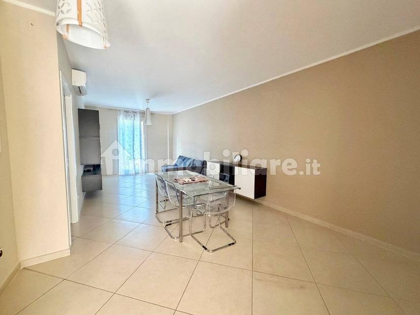 Trilocale via Manfredi di Svevia, Centro Storico, Benevento — foto 10 di 15