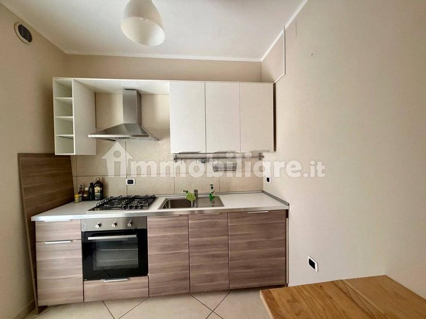 Trilocale via Manfredi di Svevia, Centro Storico, Benevento — foto 15 di 15