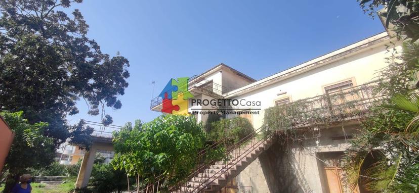 Villa bifamiliare via Giuseppe Garibaldi, Calatabiano — foto 2 di 20
