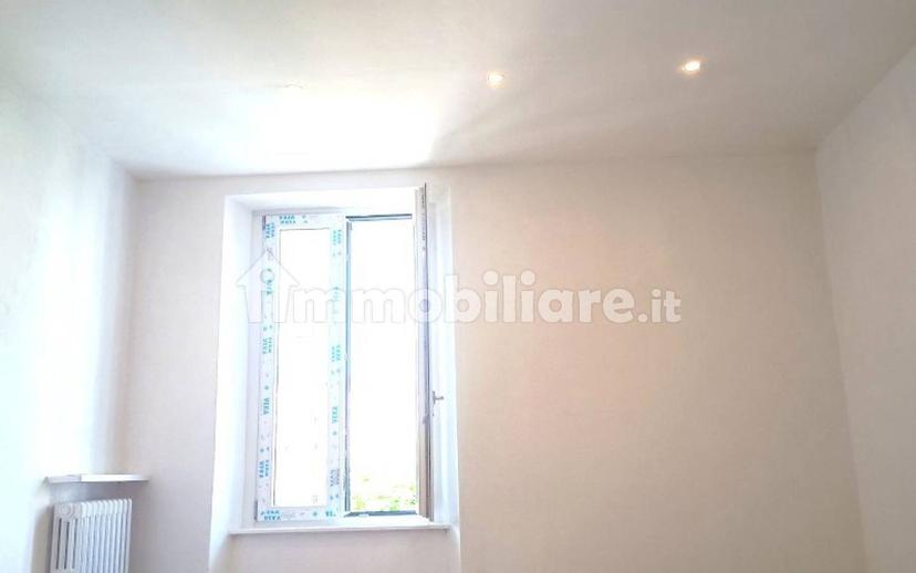 Quadrilocale via Don Gian Battista Lombardi, Centro, Ponte San Pietro — foto 18 di 20