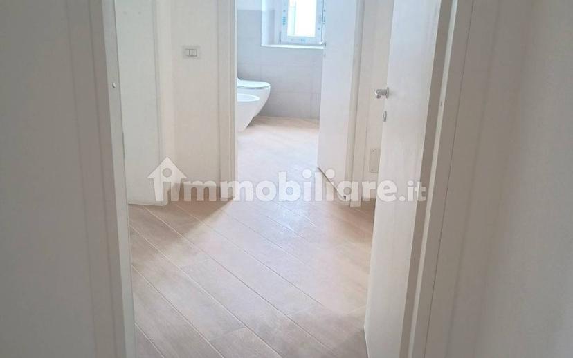 Quadrilocale via Don Gian Battista Lombardi, Centro, Ponte San Pietro — foto 10 di 20