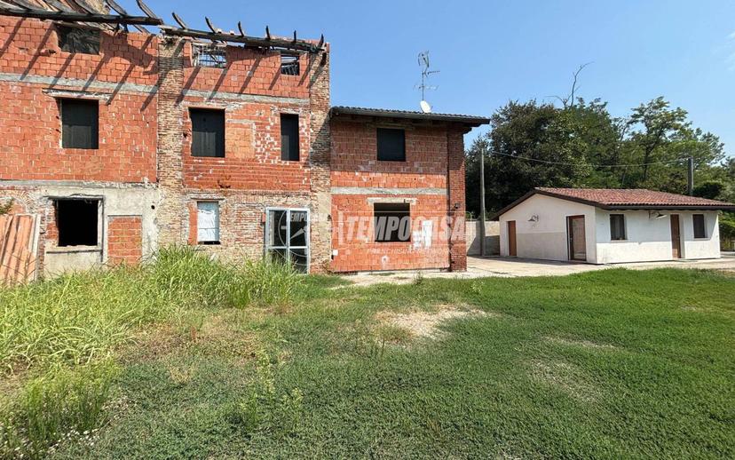 Cascina via Guglielmo Cavalli 99, Porta Milano, Casale Monferrato — foto 10 di 16