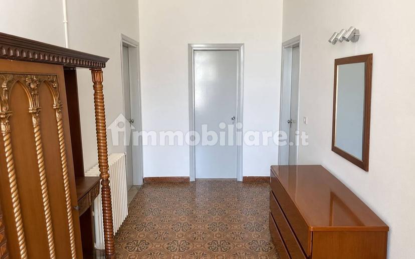 Villa a schiera 4 locali, buono stato, Moglia — foto 3 di 7
