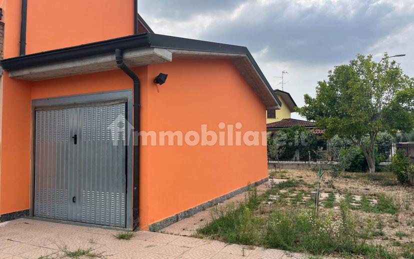 Appartamento in villa via Nilde Iotti, Chignolo Po — foto 18 di 27