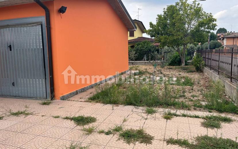 Appartamento in villa via Nilde Iotti, Chignolo Po — foto 3 di 27