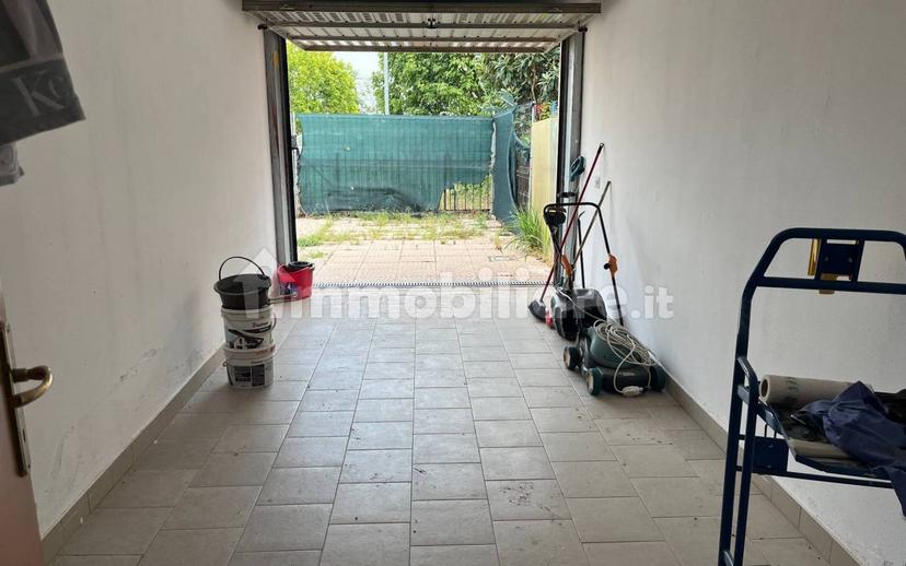 Appartamento in villa via Nilde Iotti, Chignolo Po — foto 4 di 27