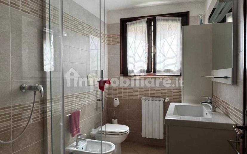 Villa unifamiliare, buono stato, 340 m², Governolo, Roncoferraro — foto 18 di 24
