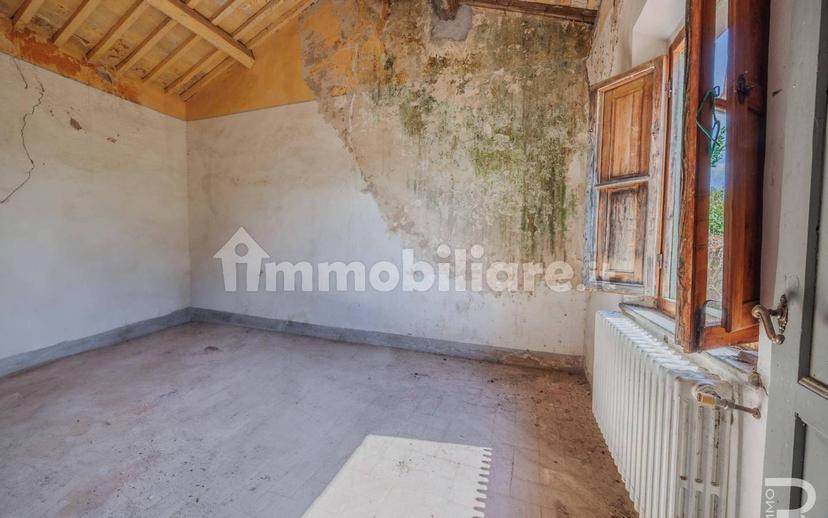 Rustico via Marlianese, Serravalle Pistoiese — foto 3 di 39
