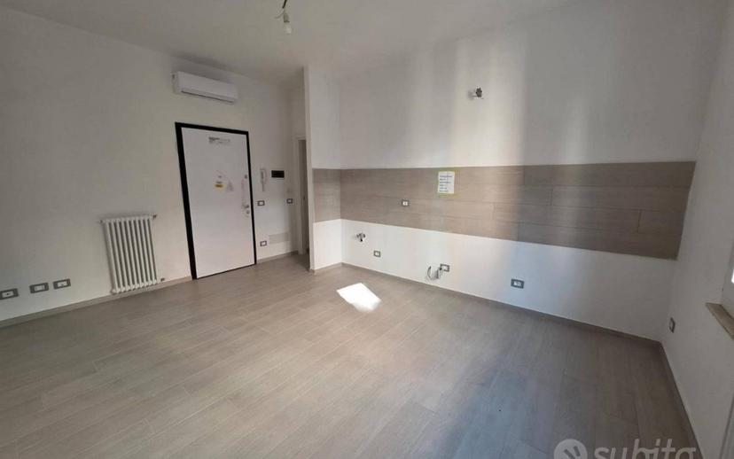 Trilocale viale Risorgimento, Ospedale - Villaggio Manenti, Reggio Emilia — foto 5 di 10