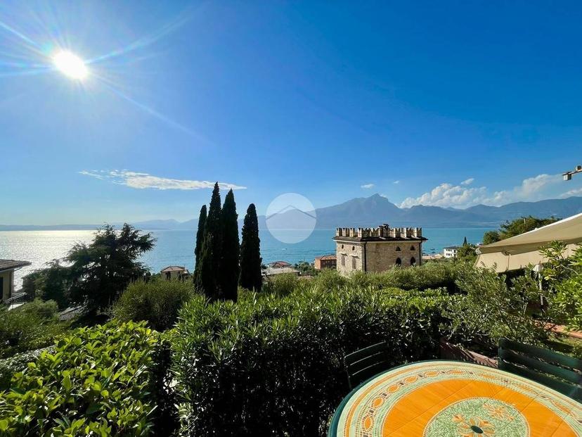 Trilocale Località Camille 17, Centro, Torri del Benaco — foto 18 di 27