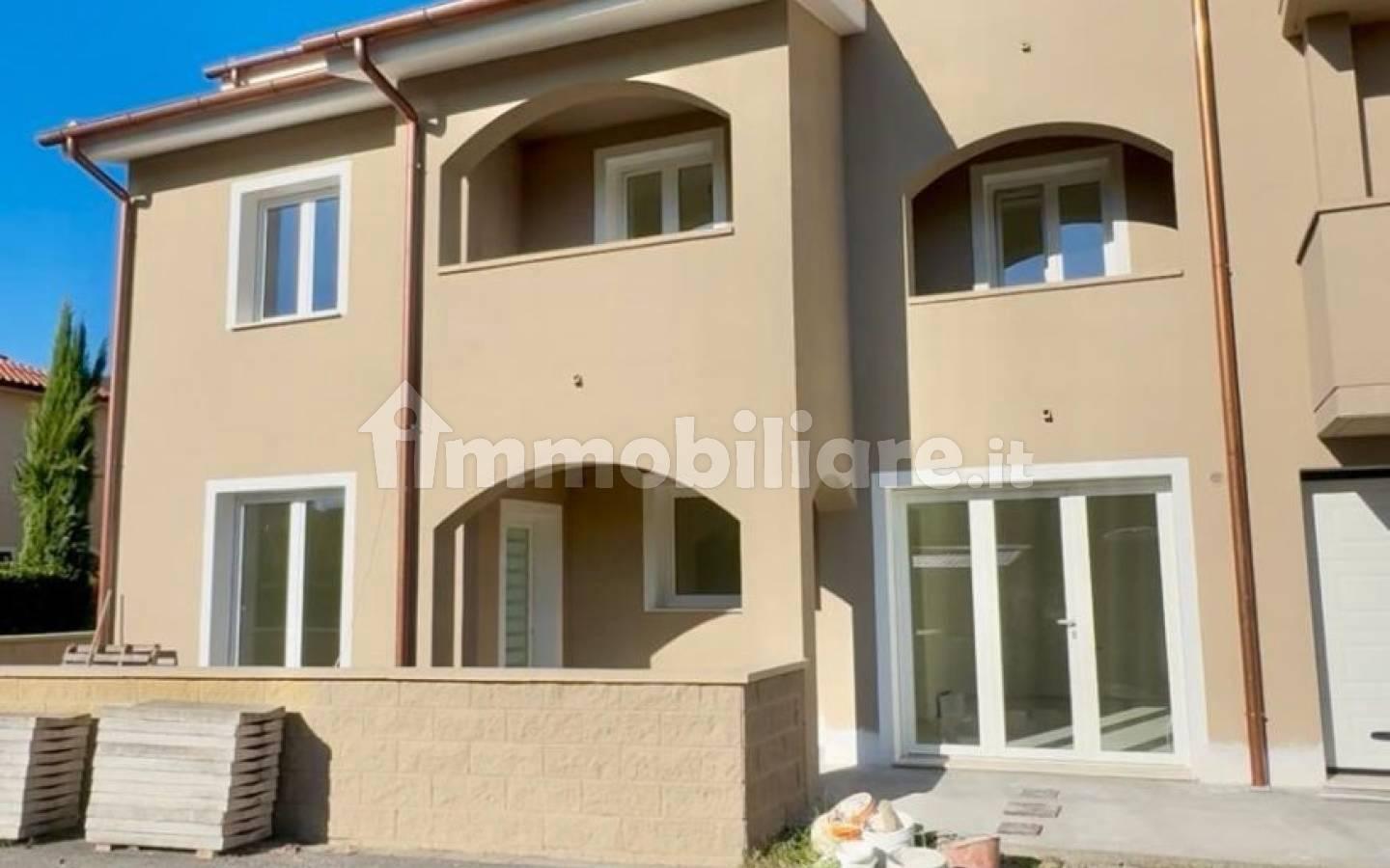 Villa a schiera via Antonio Gramsci,, Capannoli