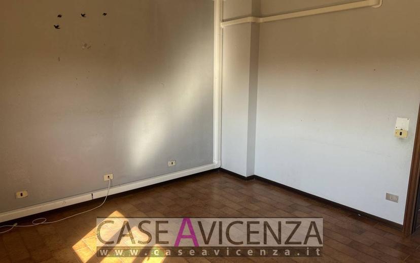 Appartamento via Andrea Mantegna, Centro, Grisignano di Zocco — foto 25 di 31