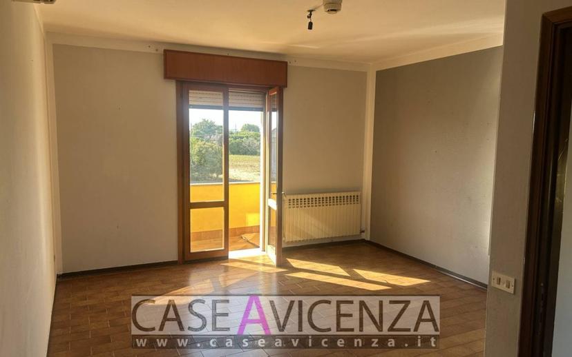 Appartamento via Andrea Mantegna, Centro, Grisignano di Zocco — foto 26 di 31