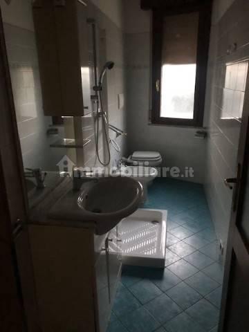 Appartamento via Benedetto Cairoli 16, Centro, Bagnacavallo — foto 12 di 16