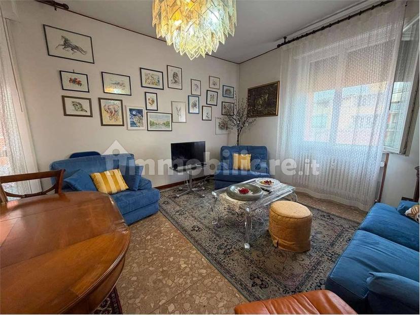Appartamento via EMILIA est, 305, Centro Storico, Modena — foto 2 di 23