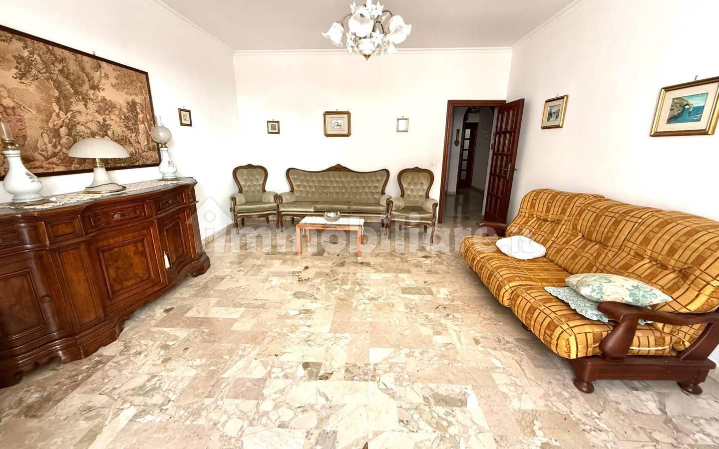 Terratetto unifamiliare via John Fitzgerald Kennedy 15, Valenzano