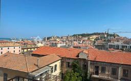 Stanza doppia via Curtatone, Ancona