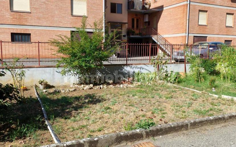 Trilocale buono stato, quarto piano, Staggia, Poggibonsi — foto 12 di 20