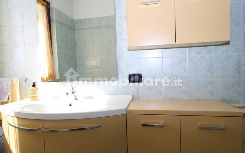 Trilocale buono stato, piano terra, Centro, Pescantina — foto 14 di 28