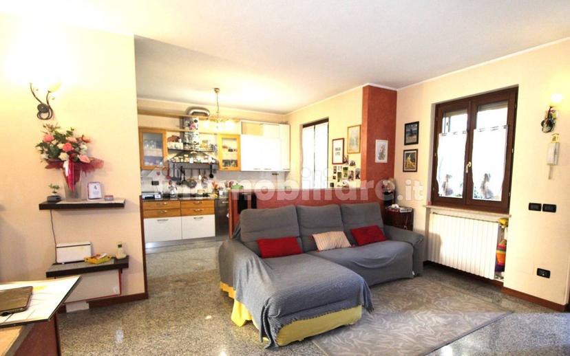 Trilocale buono stato, piano terra, Centro, Pescantina — foto 12 di 28