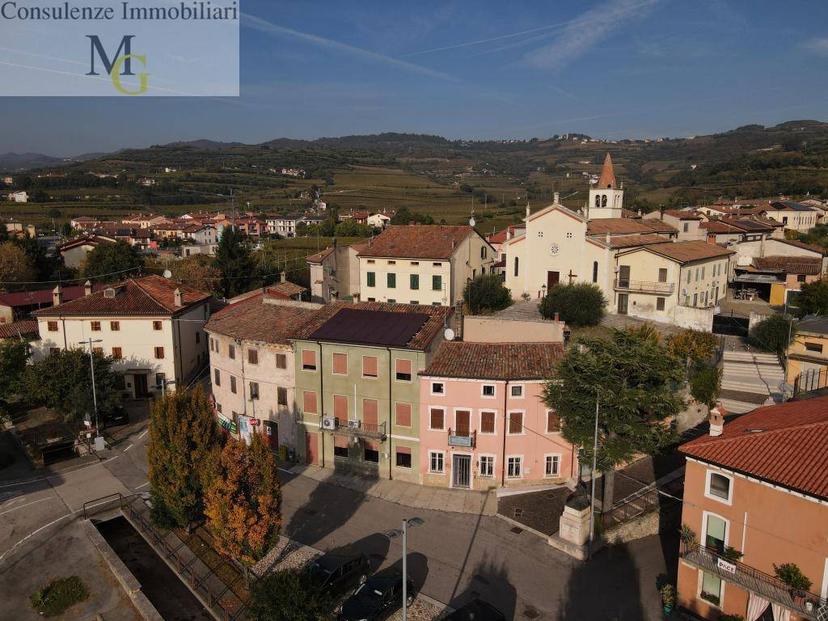 Appartamento buono stato, su più livelli, Costeggiola, Soave — foto 6 di 10