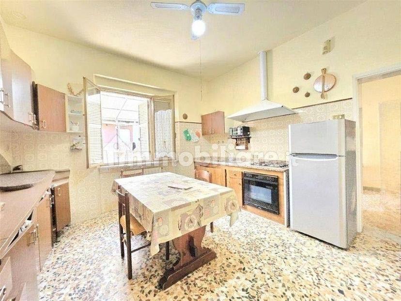 Terratetto unifamiliare 100 m², da ristrutturare, Marina di Massa Centro, Massa — foto 10 di 20