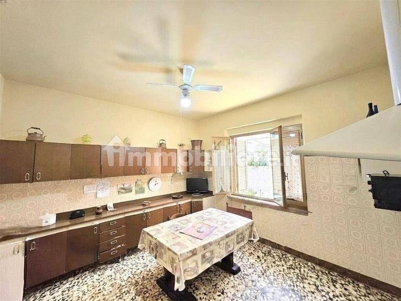 Terratetto unifamiliare 100 m², da ristrutturare, Marina di Massa Centro, Massa — foto 11 di 20
