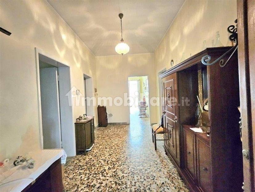 Terratetto unifamiliare 100 m², da ristrutturare, Marina di Massa Centro, Massa — foto 9 di 20