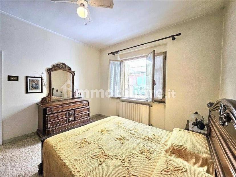 Terratetto unifamiliare 100 m², da ristrutturare, Marina di Massa Centro, Massa — foto 2 di 20
