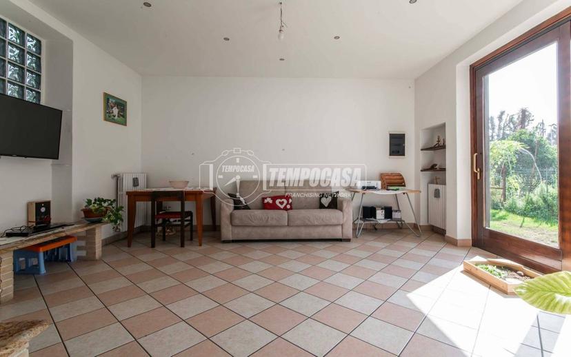 Terratetto unifamiliare via Fratelli Cairoli 1, Gorla Minore — foto 18 di 23
