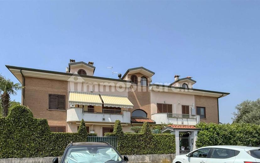 Appartamento buono stato, primo piano, Caponago — foto 20 di 58