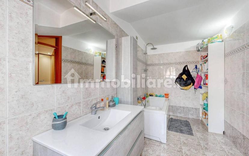 Appartamento buono stato, primo piano, Caponago — foto 43 di 58