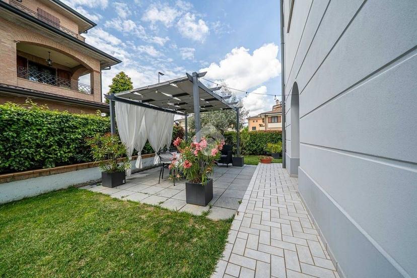 Trilocale ottimo stato, piano terra, Formigine — foto 42 di 45