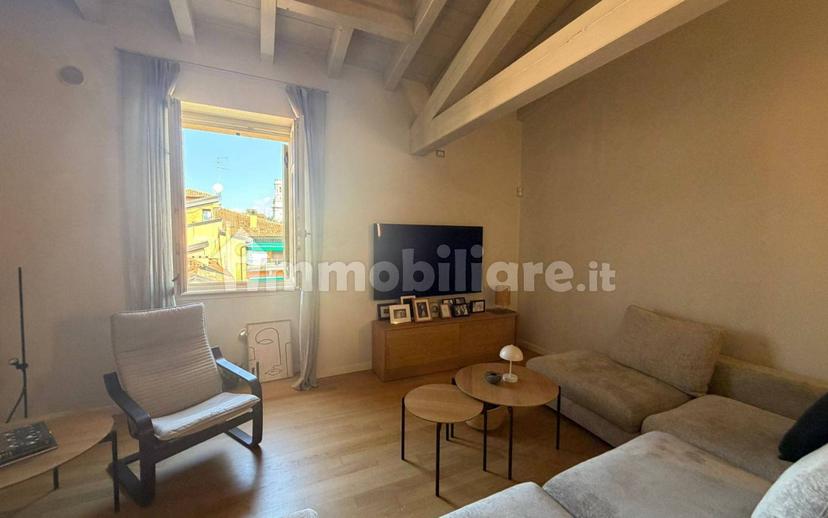Trilocale vicolo Cavalletto 6, Centro Storico, Verona — foto 8 di 11