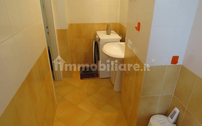 Bilocale piazza Piccapietra 73, Centro Città, Genova