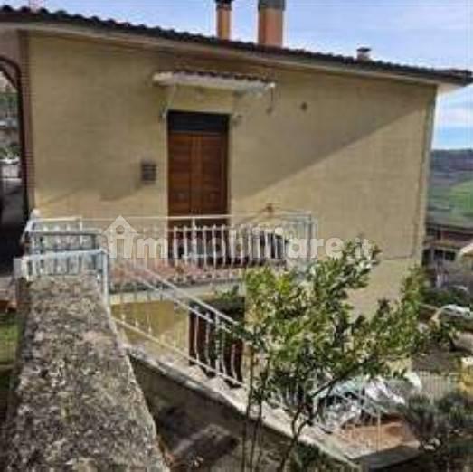 Appartamento viale Giacomo Leopardi 56, Centro, Camerino — foto 7 di 8