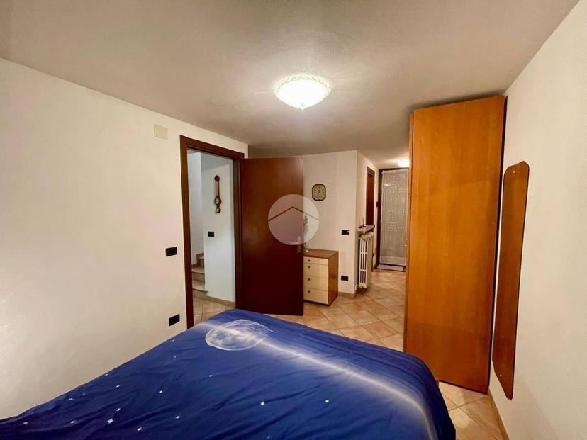 Trilocale Località Camille 17, Centro, Torri del Benaco — foto 22 di 27
