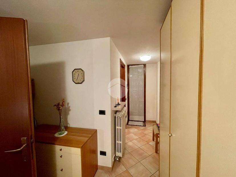 Trilocale Località Camille 17, Centro, Torri del Benaco — foto 12 di 27
